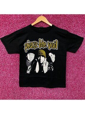 Pierce The Veil Group Photo Rock T-Shirt XS